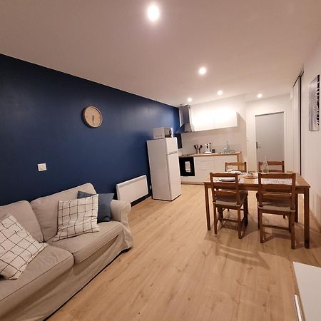T2 Spacieux Centre-Ville Feurs Экстерьер фото